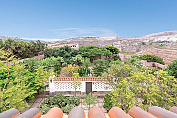 Foto Venta de casa con piscina y terraza en Tenoya (Las Palmas G. Canaria), Tenoya