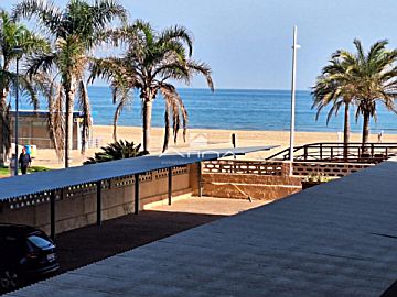 Foto Venta de piso con piscina y terraza en Playa de Gandía (Gandia), Playa de Gandia