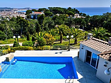 Foto 1 Venta de casas/chalet con piscina en Calonge i Sant Antoni, Torre Valentina-Mas Vilar de La Mutxada-Treumal