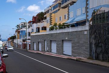 Foto Venta de casa con terraza en Altavista (Las Palmas G. Canaria), Altavista