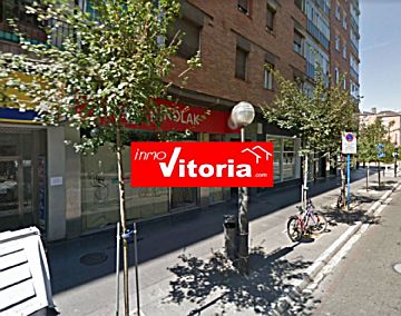  Venta de locales en Coronación (Vitoria-Gasteiz)