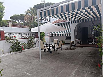 Foto Venta de casa con terraza en Chiclana de la Frontera, 1ª pista de La Barrosa