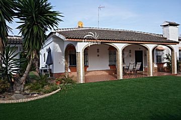 Imagen 1 Venta de casa con piscina en Sector El Inglesillo (Almonte)
