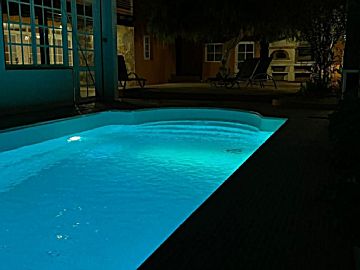 Imagen 1 Venta de casa con piscina en Antigua