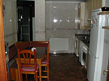 Imagen 2 Venta de piso en Castrillón