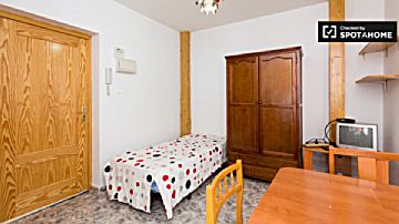 imagen Alquiler de estudios/loft con terraza en Centro - Sagrario (Granada)