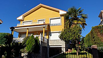 Imagen 2 Venta de casa con terraza en Avilés (Avilés (Concejo))