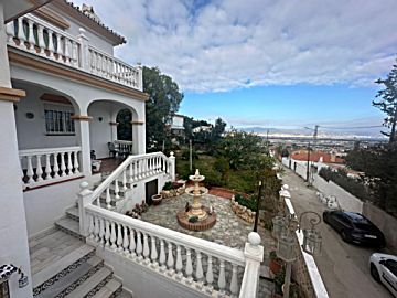 Foto Venta de casa con piscina y terraza en Cañada de Ceuta (Málaga), Cortijo de Maza-Finca Monsálvez-El Oliva