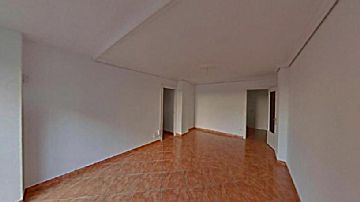 Imagen 1 Venta de piso en Polígono Norte (Sevilla)