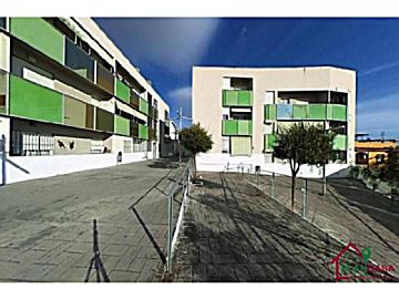50567 Venta de piso con terraza en Zona Ronda de Poniente-Avenidas Salobreña-Enrique Martín Cuevas (Motril)