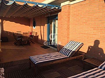 Imagen 1 Venta de piso con piscina en Sanchinarro (Madrid)
