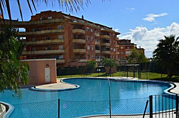 Foto Venta de piso con piscina y terraza en San Luis de Sabinillas (Manilva), Costa del Sol