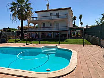 Foto Venta de casa con piscina y terraza en El Far-El Dossel (Cullera), Dossel
