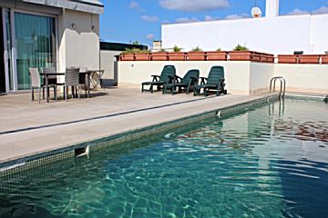 Foto Alquiler de piso con piscina y terraza en Encarnación-Regina (Sevilla), San Vicente