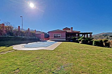 Imagen 1 Venta de casa con piscina en Antequera (Antequera (Municipio))