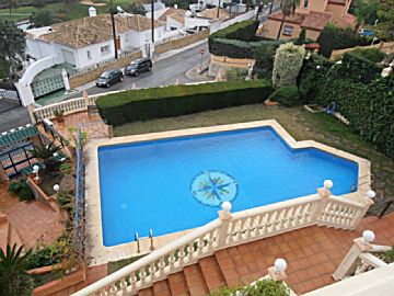 26597 Venta de casa con piscina en Torrequebrada (Benalmádena)