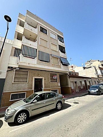 Foto Venta de piso con terraza en Guardamar del Segura, CENTRO