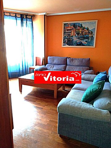  Venta de piso en Vitoria-Gasteiz-Capital