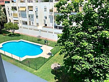 Imagen 1 Alquiler de piso con piscina en El Cónsul (Málaga), El Consul