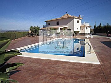 Foto Venta de casa con piscina y terraza en Alhaurín de la Torre, El Romeral-Peñón de Zapata