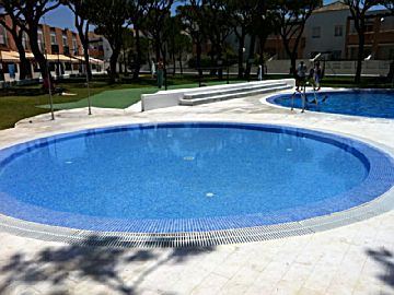 Piscina infantil Alquiler de piso con piscina y terraza en Chiclana de la Frontera, Montemar - PlayaSol Coto la Campa