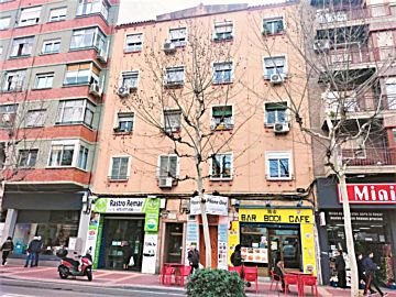Imagen 1 Venta de piso en Delicias (Zaragoza)