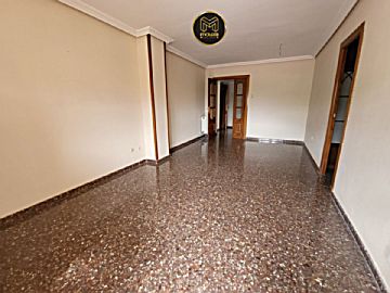 Foto 1 Venta de piso en Las Fuentezuelas-Valdeastillas (Jaén)