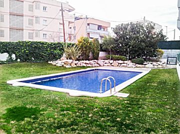 Foto Venta de piso con piscina y terraza en Cunit, CAN TONI