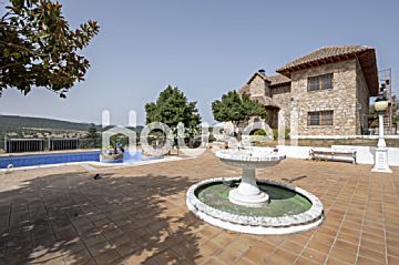  Venta de casas/chalet con piscina y terraza en Manzanares el Real