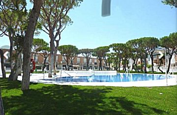 Foto Alquiler de casa con piscina y terraza en Chiclana de la Frontera, 2ª pista de La Barrosa