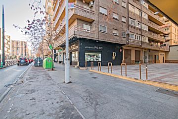 Foto Venta de piso con terraza en Cervantes (Granada), Vergeles