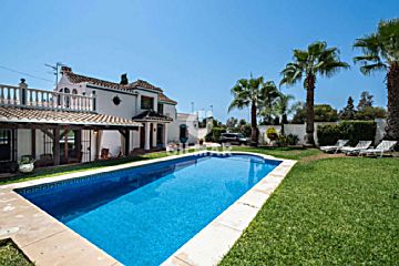 Imagen 1 Venta de casa con piscina en Río Real (Marbella (Municipio))