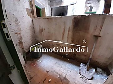 008001 Venta de piso en Capuchinos (Málaga)