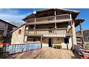 103719 Venta de casa con terraza en Karrantza Harana (Valle de Carranza)