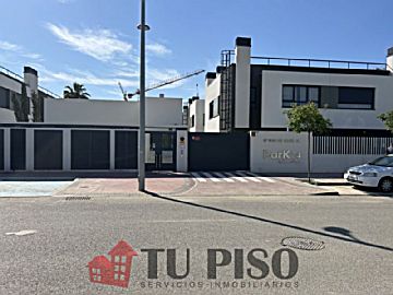 0.jpg Venta de casa con piscina y terraza en Torrejón de Ardoz
