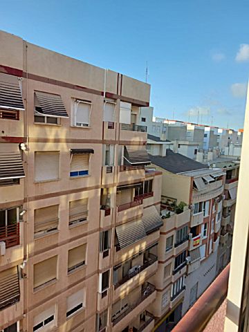 Foto Venta de piso con terraza en Altozano-Campoamor (Alicante), Los angeles
