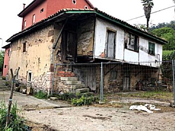  Venta de casas/chalet en Llanera