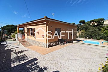 Imagen : Venta de casas/chalet con piscina y terraza en Vidreres