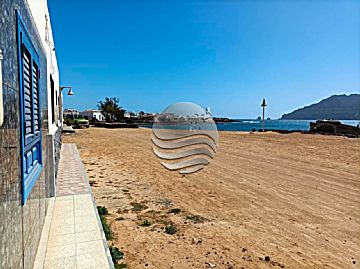 Imagen 1 Venta de casa en Lanzarote (Valleseco)
