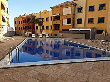 Imagen 1 Venta de piso con piscina en Villa Adeje