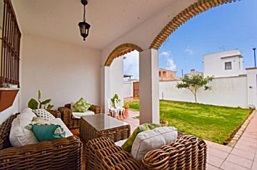 Foto Venta de casa con terraza en Chiclana de la Frontera, Ctra. Playa de la Barrosa