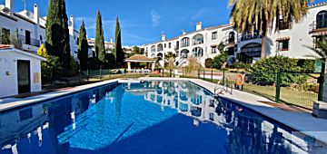  Venta de piso con piscina y terraza en Riviera del Sol-Miraflores (Mijas), 2ª línea de playa Riviera del Sol