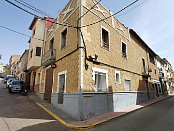 Foto Venta de casa con terraza en Chella, Centro