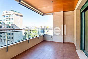  Venta de piso con terraza en Vista Alegre (Murcia)