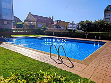 08795 Alquiler de piso con piscina y terraza en Padriñán (Sanxenxo)