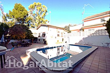 Foto Venta de casa con piscina y terraza en La Canyada-La Cañada (Paterna), LA CAÑADA