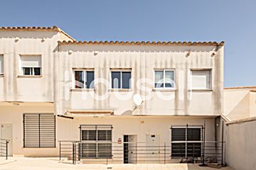  Venta de casas/chalet con piscina en Cerdà
