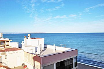 Foto Venta de ático con terraza en Guardamar del Segura, Centro-playa