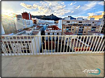 Foto 1 Venta de piso en Gandía, Beniopa - San Pere