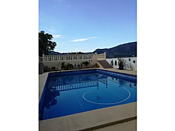 001723 Venta de casa con piscina y terraza en Pego